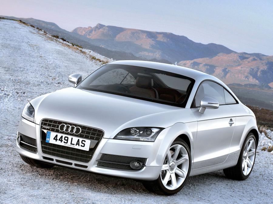  Audi TT Coupe (8J) 2006 года  (UK) (фото 14 из 20)